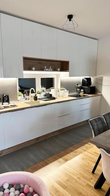 New Modern Accommodation In City Metković 外观 照片